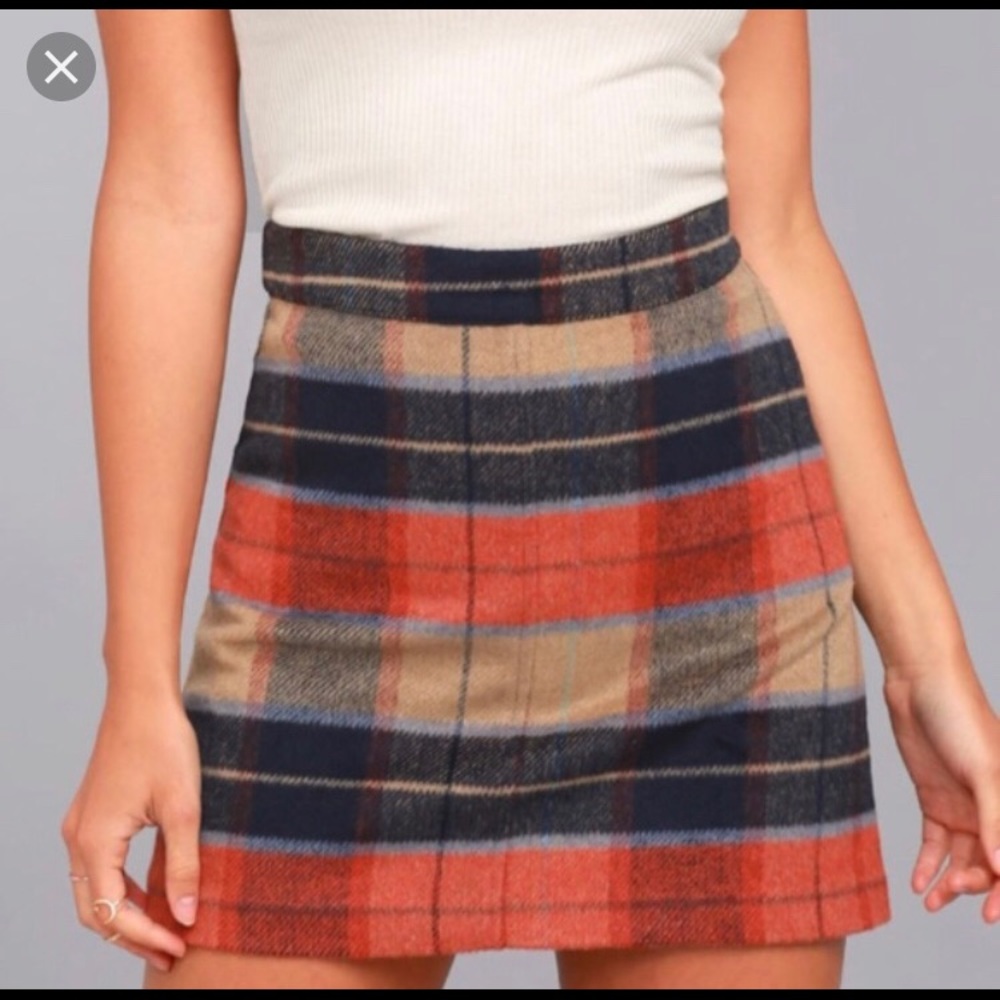 Lulus plaid skirt
